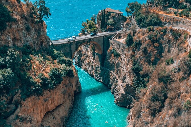 4-Hour Private Boat Experience From Positano - Onboard Comfort: Shower, Towels, Snorkeling Gear, WiFi, and Snacks
