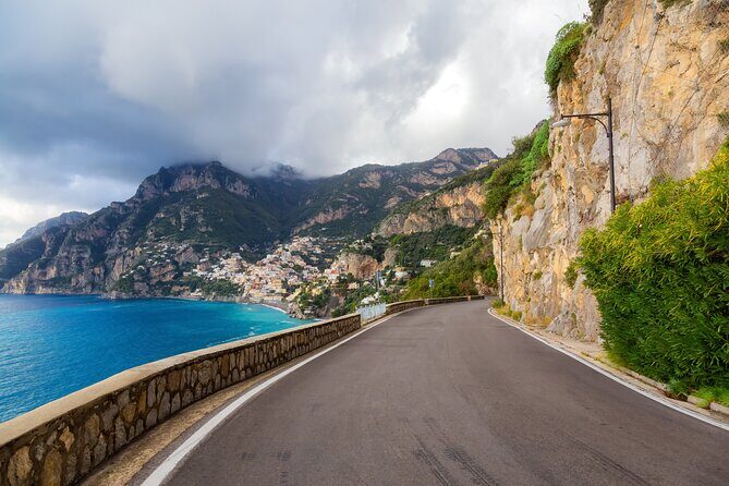 6-hour Private Tour, from Salerno to Pompeii, Ravello and Amalfi - Drivers, safety, and language: set expectations