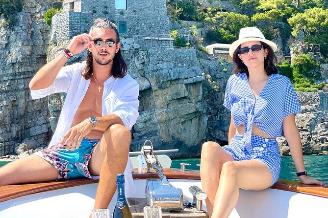 7 Hours Private Boat Experience on Capri from Positano - Grotta Verde: The Light Trick That Makes the Water Look Different