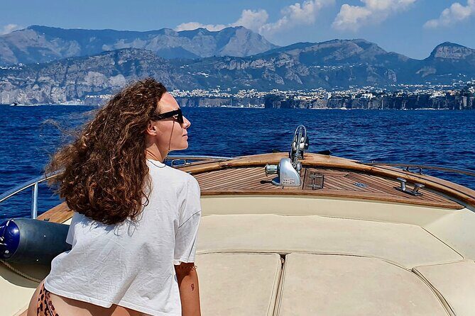 7 hours Private Boat Tour Sorrento Capri or Positano - Natural Arch and the Middle Faraglione: Views You Can Only Get by Boat