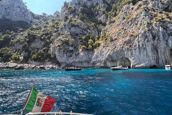 A special 2 days Mini Cruise: Capri Island and the Amalfi Coast - A private charter that turns the Amalfi Coast into a slow vacation
