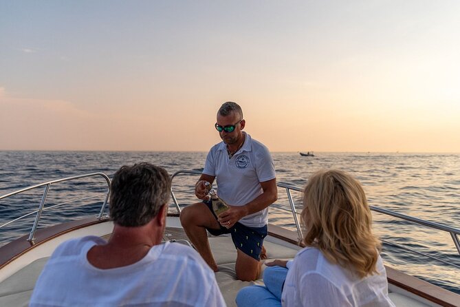Amalfi Boat Tour from to Positano Praiano or Amalfi. 7 hours - Making the most of it: small tips that pay off