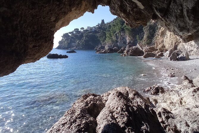 Amalfi coast 3 hr. Kayak Tour: Cruise Ship Special - Price and value: is $83.08 per person worth it?