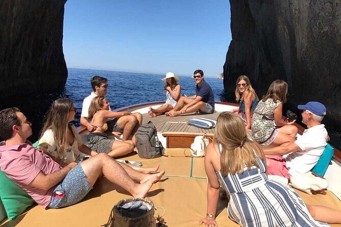 Amalfi Coast and Pompeii from Naples or Sorrento - Getting to Capri: hydrofoil ride, then a wooden boat circuit