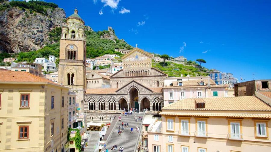 Amalfi Coast by Train & Ferry with Smart Digital Guide - Porto Concordia: The Short 500-Meter Walk That Matters