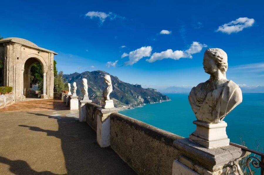 Amalfi coast from Pompeii by bus - Amalfi: the UNESCO town with real free time