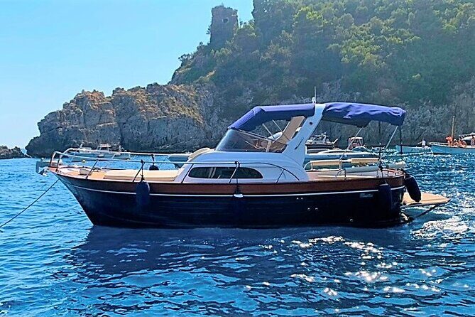 Amalfi Coast Full Day Private Boat Tour (cabin+restroom on board) - Li Galli (Le Sireneuse): the siren legend meets a protected marine area