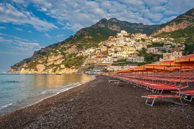 Amalfi Coast: full-day tour from Rome - The Amalfi Coast road between Amalfi and Positano: when the ride becomes sightseeing