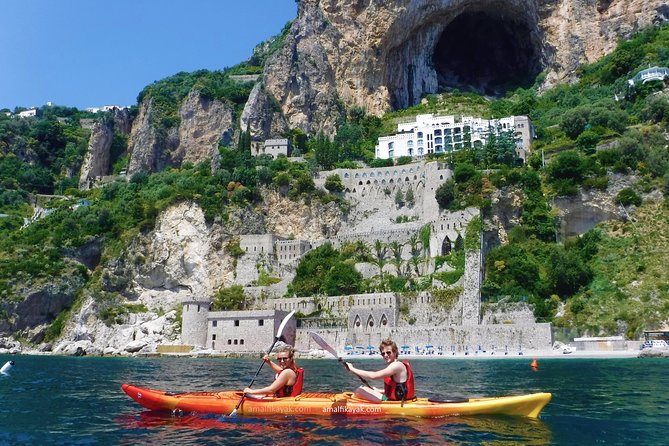 Amalfi Coast Kayak Tour: Explore Caves, Arches & Hidden Beaches - What you actually do on the water (and why it feels manageable)