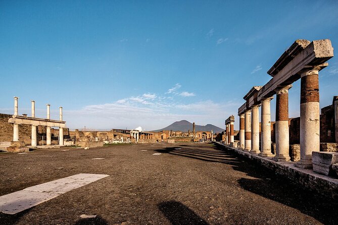 Amalfi Coast: Pompeii Small Group with Skip the Line Tickets - Photo Stops, Breaks, and the Optional Lunch Window