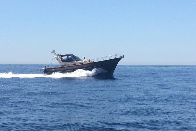Amalfi Coast PRIVATE boat excursion from Positano - The Sail-Past Route: Praiano, Furore Fjord, and Conca dei Marini