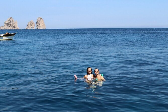 Amalfi Coast Private Boat Tour from Sorrento, Positano or Naples - Li Galli islets: Sirens lore and a natural photo pause