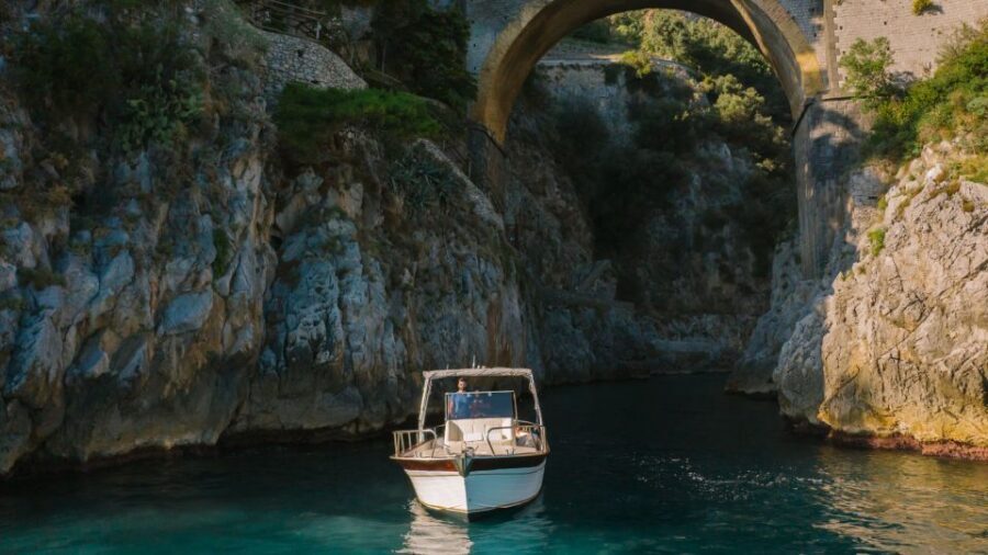 Amalfi Coast: Private Boat Trip with Prosecco and Snorkeling - Key highlights you should care about