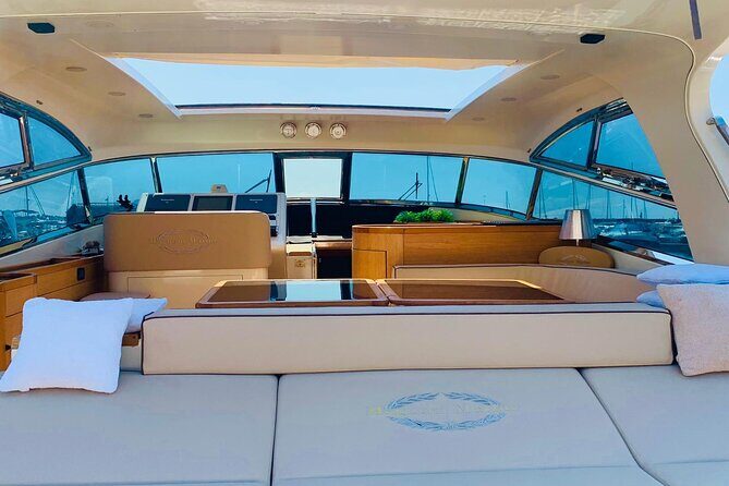 Amalfi Coast Private Yacht Cruise: Explore Positano and Amalfi! - Onboard comfort: snacks, drinks, WiFi, towels, and a restroom