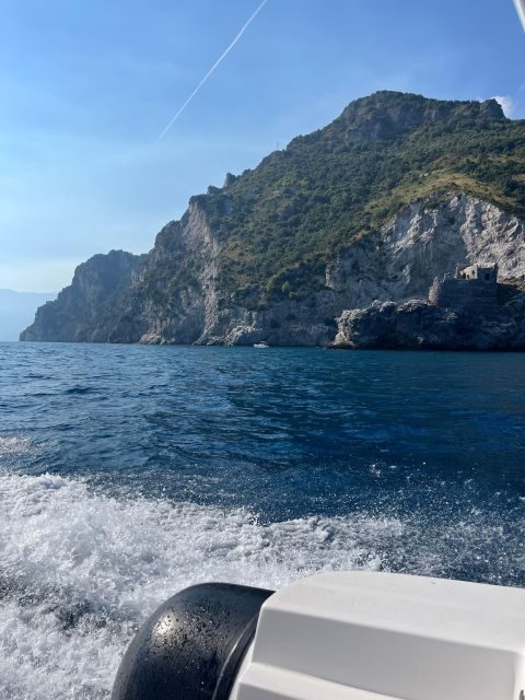 Amalfi coast: Rent boats in Salerno without license - What to bring and how to get set up fast