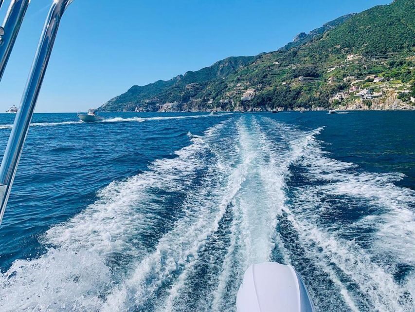 Amalfi coast: Rent boats in Salerno without license - Why a no-license boat day from Salerno feels like the real Amalfi move