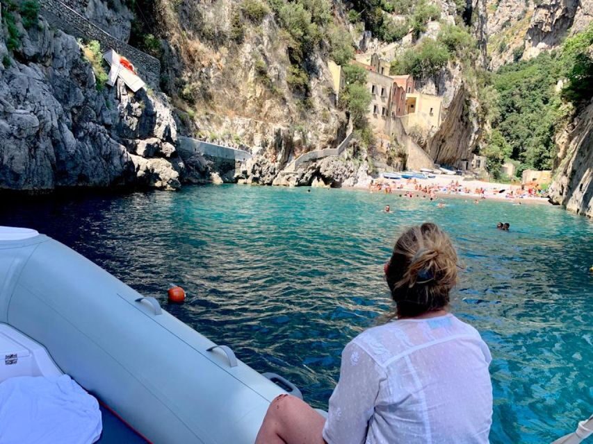 Amalfi coast: Rent boats in Salerno without license - Swimming, caves, and sea-access-only villages (how to make those breaks count)