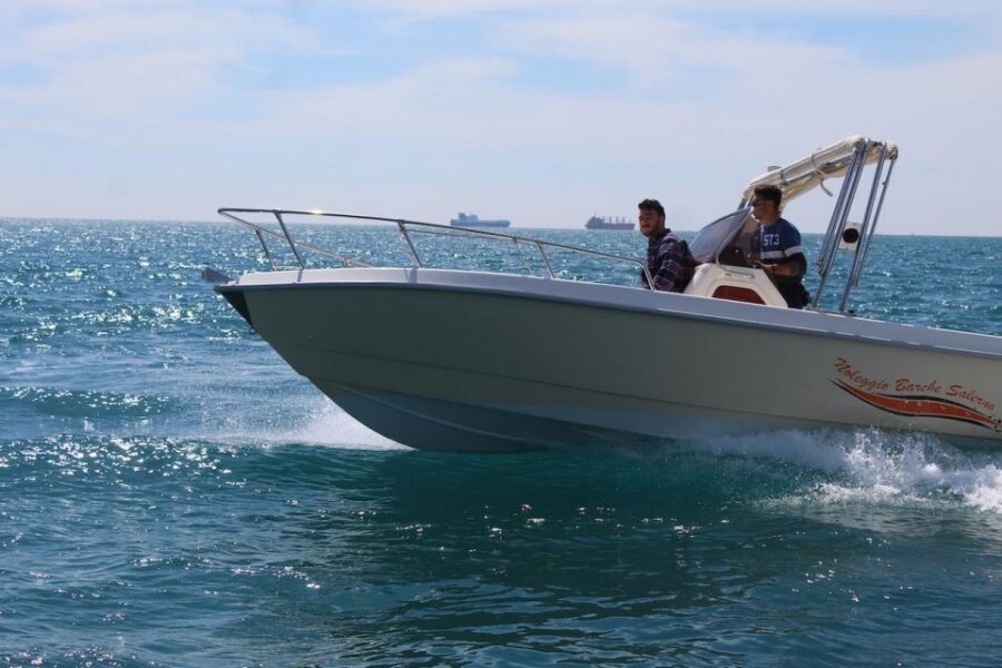 Amalfi coast: Rent boats in Salerno without license - Fuel, time at sea, and why the 70-litre detail matters
