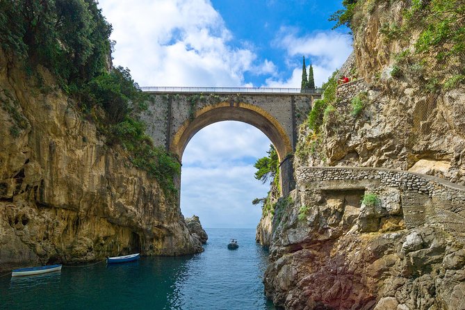 Amalfi Coast Self-Drive Boat Rental - The cruise plan: coastline sights, swims, and grottos you can choose