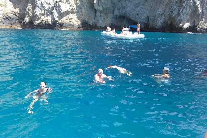 Amalfi Coast Small Group Day Boat Tour with Limoncello Onboard - Safety, comfort, and the boat itself: small details that affect the day