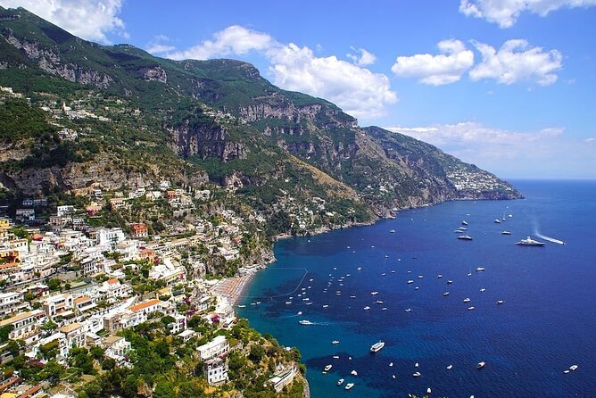 Amalfi Coast Sorrento and Pompeii Group Tour from Naples - Meta (15 Minutes): Quick Photos From a Real Cliffside Setting