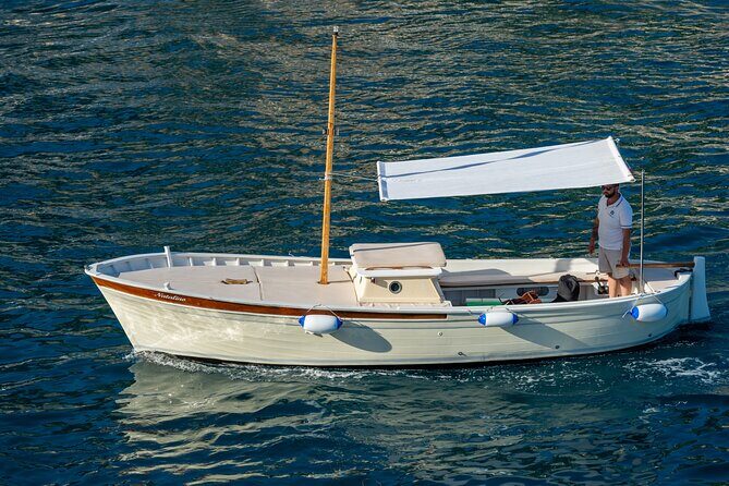 Amalfi coast tour with aperitif and music!! - Positano from the sea: the view you can’t replicate from the road