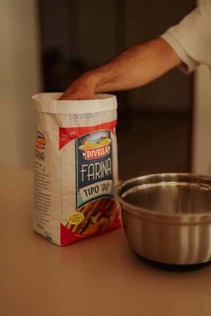 Amalfi: Cooking Class with Pasta, Mozzarella, and Tiramisù - Making Fresh Mozzarella: Hands-On Texture Lessons
