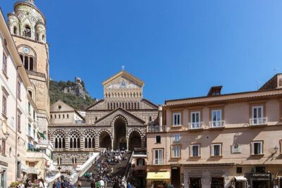 Amalfi Ravello Positano Tour - Ravello at the top of the Dragone Valley
