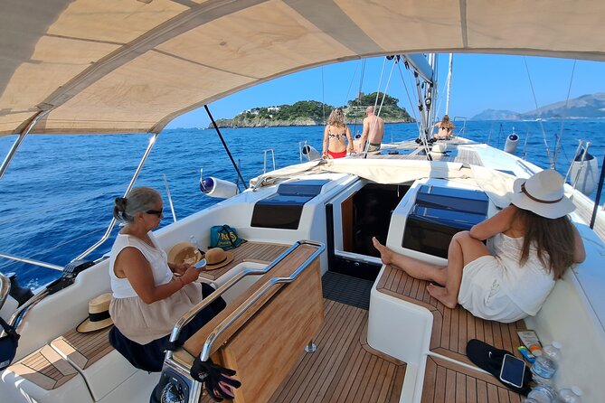 Amalfi Skip the Crowds Private Chill Experience on a Sail Yacht - What’s Included vs Extra: Paddleboards and Optional Boat-Only Restaurant Time