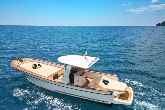 Boat Tour at Sunset on the Amalfi Coast - Departure at 18:00: Why this sunset timing is the whole point