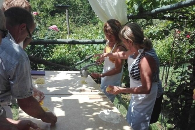 Cooking class: "Traditional dishes of the Mediterranean Diet" - The gnocchi or tagliatelle lesson: hands-on pasta with real quantities