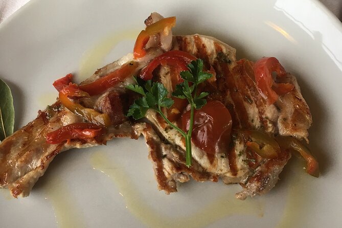 Cooking class: "Traditional dishes of the Mediterranean Diet" - Tutti a Tavola: lunch, wine, and the Mediterranean table pace