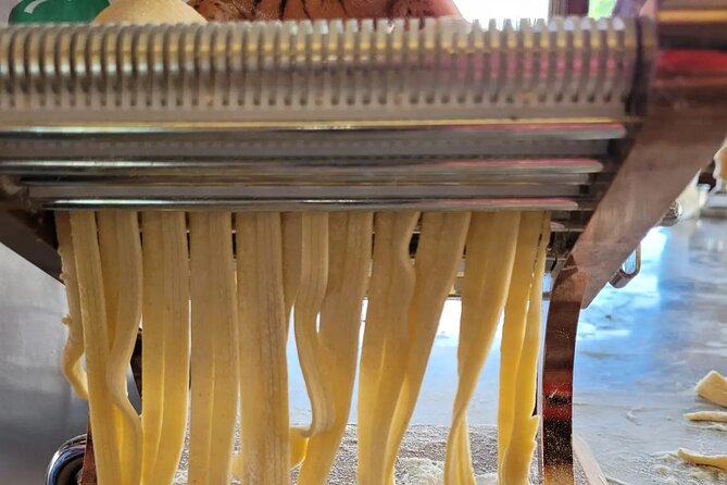 Cooking lesson: tagliatelle, mozzarella and tiramisu - What the Mozzarella Lesson Teaches (Beyond the Cheese)