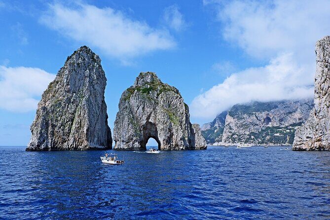 Day in Private Boat with Skipper from Salerno to Positano - A private boat day from Salerno: why it feels different