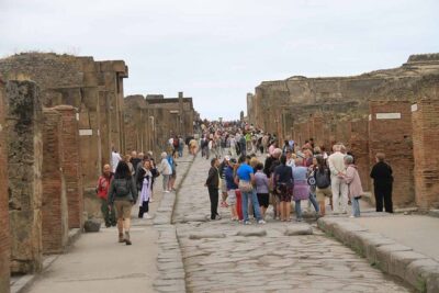 Day Trip of Pompeii, Sorrento and Positano from Naples/Salerno - Positano’s panoramic stop: what you can expect beyond the postcard views