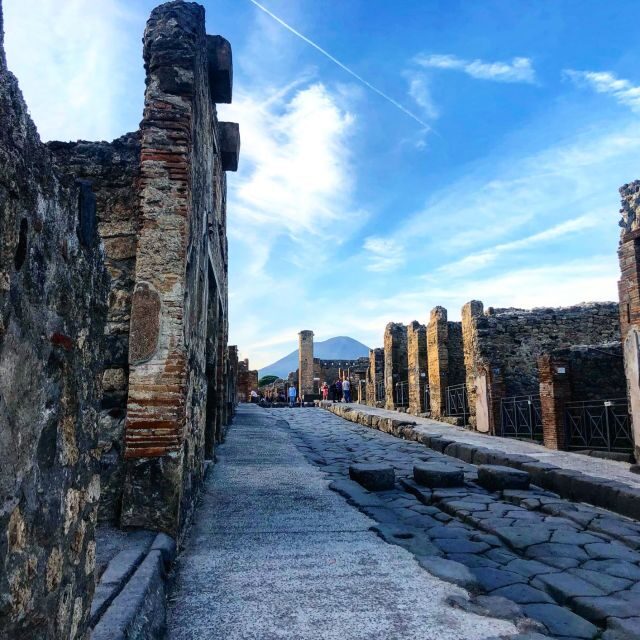 From Amalfi Coast: Pompeii Guided Tour - How Vesuvius Fits Into What You’re Seeing