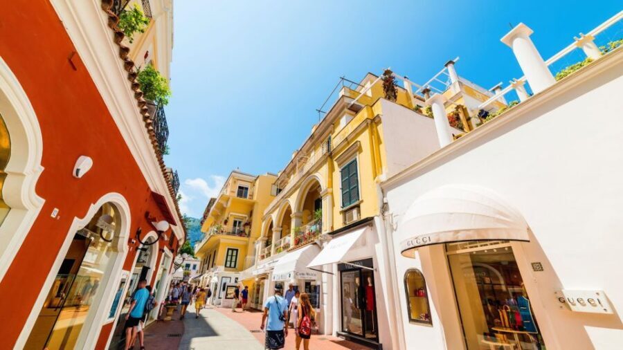 From Amalfi: Li Galli and Capri Islands Boat Tour - The 2.5 hours on Capri: your best use of free time