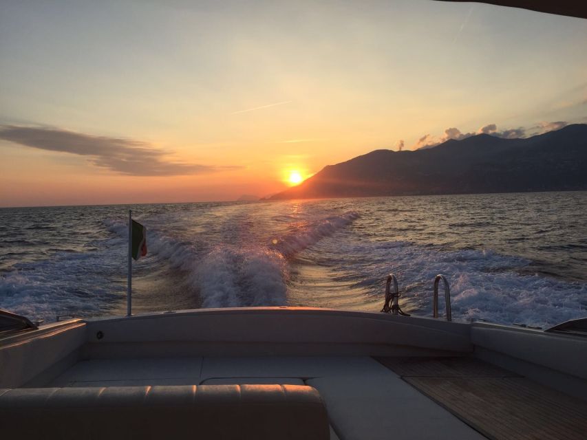 From Amalfi: Private Sunset Cruise along the Amalfi Coast - Praiano and Positano: the sunset angle on the final stretch