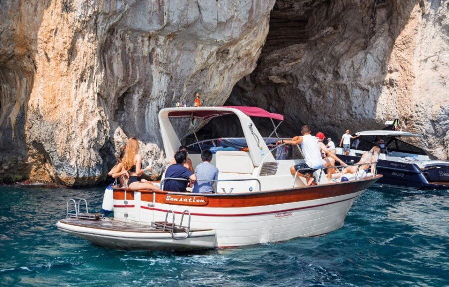 From Amalfi: Small Group Boat Excursion to Capri Island - Meeting Time and Getting to the Sorrento Port