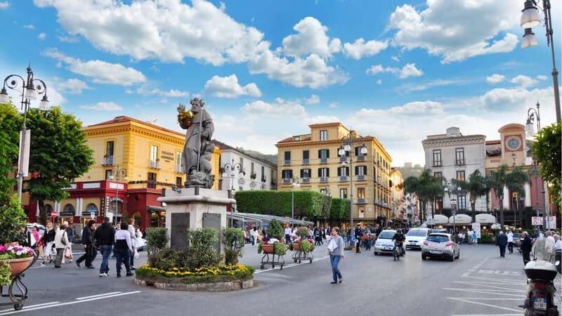 FROM NAPLES: Amalfi Coast Boat, stops in Amalfi and Positano - Amalfi: the 3.5-hour stop that lets you actually explore