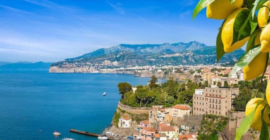 From Naples: Amalfi Coast, Sorrento, and Pompeii Tour - Positano: Walkable Time, Perfect Photo Corners, and Practical Shopping