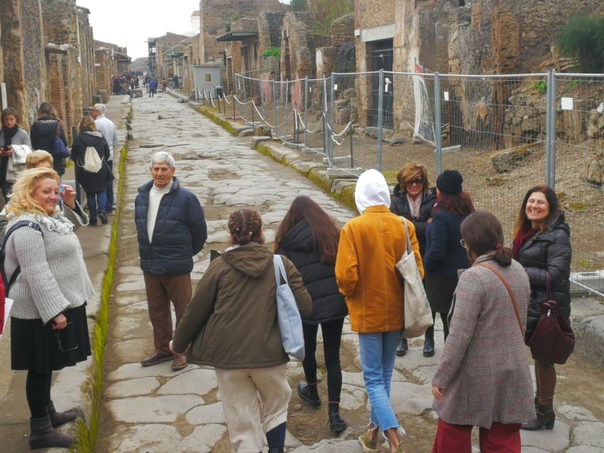 From Naples/Salerno : Positano , Pompeii & Sorrento Day Tour - Positano: one hour of freedom in a town made of stairs