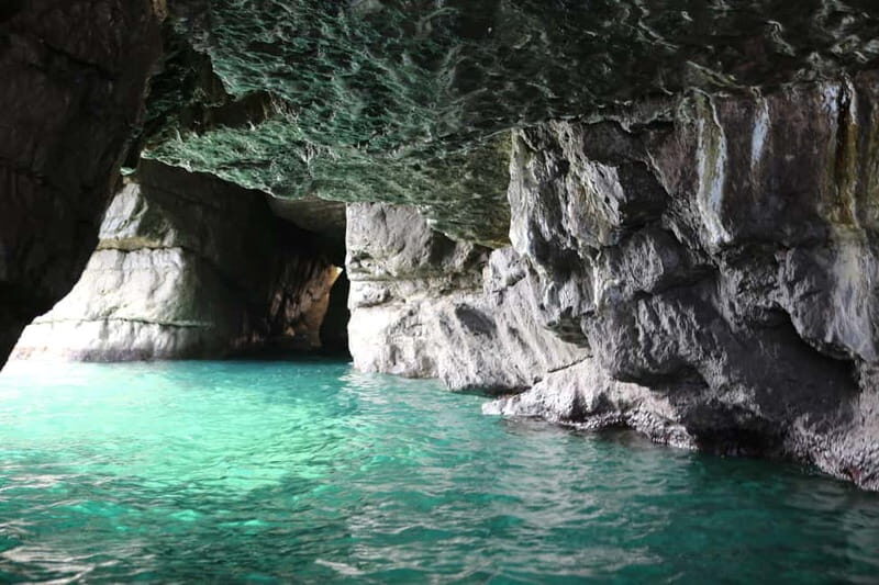From Positano: Amalfi Coast and Emerald Grotto Group Cruise - Entering The Amalfi Coast From Positano’s Spiaggia Grande