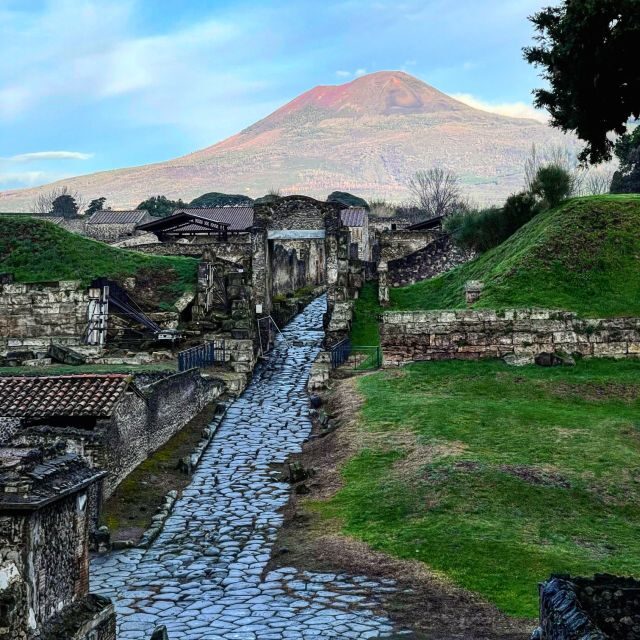 From Positano: Pompeii and Vesuvius Guided Tour - Timing and Transfer Blocks: How the Day Stays Manageable