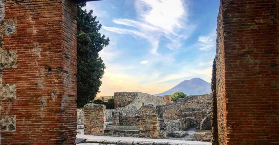 From Positano: Pompeii Guided Tour with Skip the Line - A 2-Hour Guided Walk Through Pompeii’s Western Route