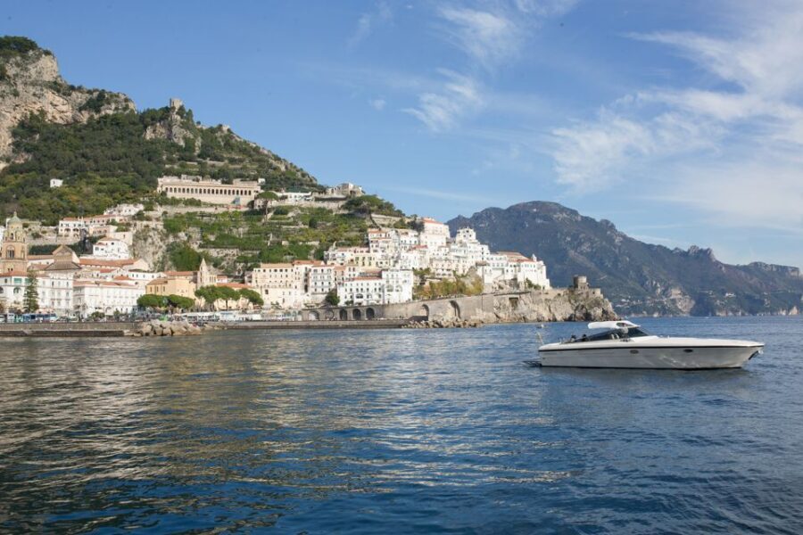 From Positano: Private Boat Tour to Capri or Amalfi - Timing, pacing, and what 6 hours actually feels like