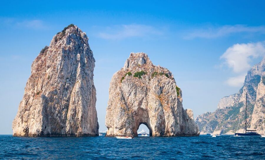 From Positano: Private Boat Tour to Capri or Amalfi - Getting on the right boat in Positano (and how to avoid confusion)