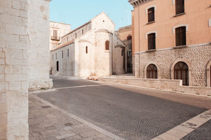 From Rome: Naples and Amalfi Coast Full-Day Trip - Your Guide in Naples: Why the Pace Feels Right