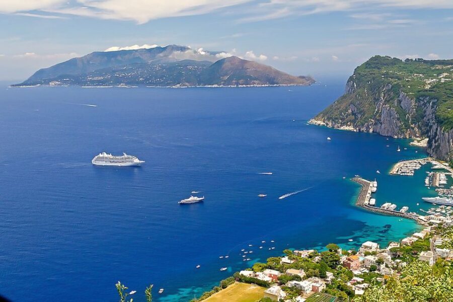 From Sorrento to Capri and Positano: Private Boat Tour - Why This Sorrento–Capri–Positano Boat Day Feels Like the Right Scale