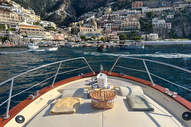 Full-day Exclusive Private boat tour on the Amalfi coast - Skippers Simone, Ciro, and Marco: the service style behind the scenes